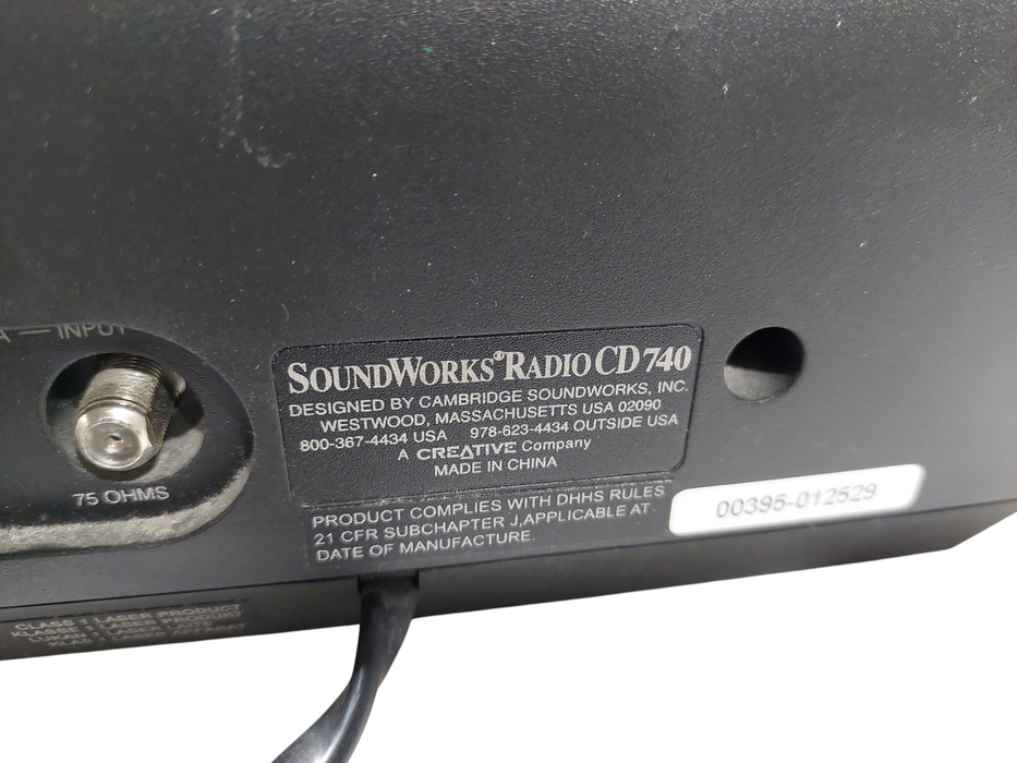 Cambridge Soundworks Radio CD 740 =