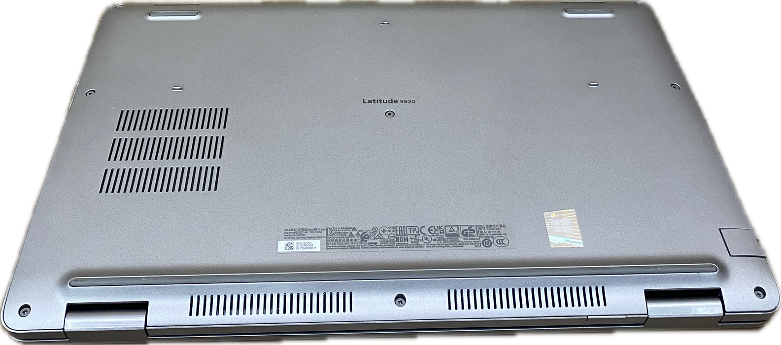 Dell Latitude 5520 Core i7-1185G7@3.00GHz vPRO 16GB RAM 256GB SSD  Lap200