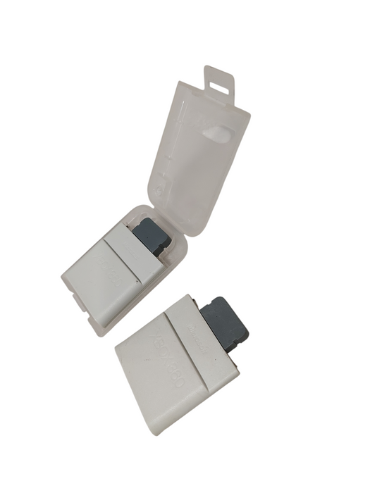Bundle of 2 OEM Xbox 360 Memory Units X811680-003 ( 512MB & 256MB )  =