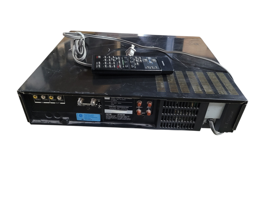 Toshiba Video Cassette Recorder M-3285C LL48844 with remote