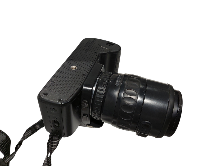 Pentax PZ10 35mm Camera with Pentax 28-105 with Battery Made in Japan =