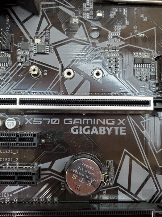 GIGABYTE X570 Gaming X Motherboard - Ryzen 3 PRO 3200GE 8GB DDR4