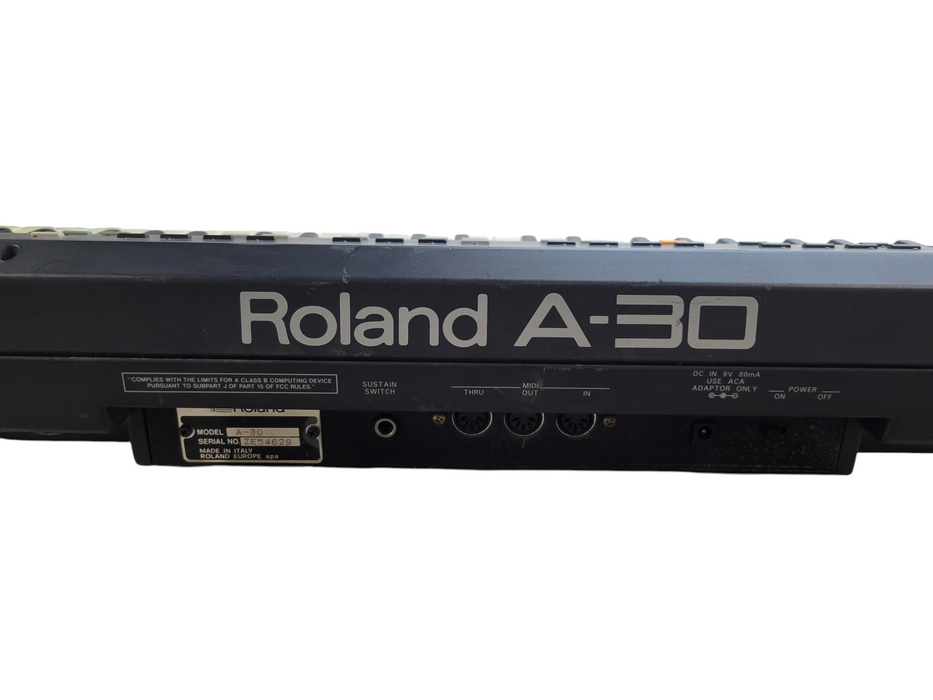 Roland A-30 76-Key MIDI Keyboard Controller (READ) %