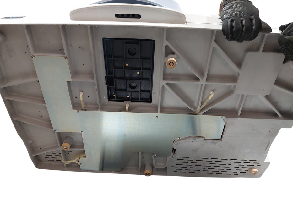 Perkin Elmer Lambda 850 UV/VIS Spectrophotometer =