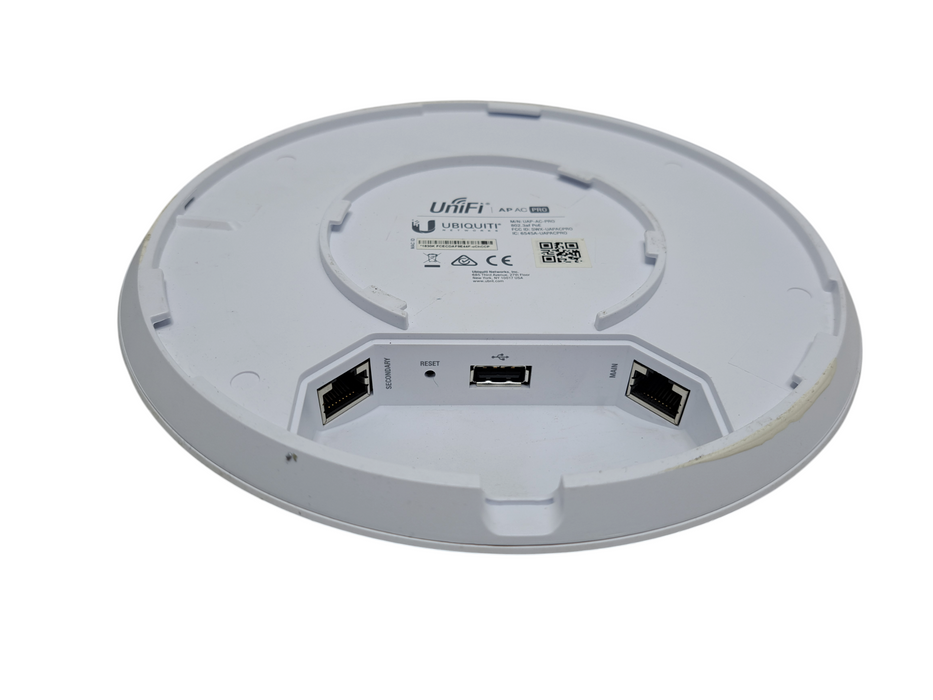 Ubiquiti Networks UAP-AC-PRO 1300Mbps Wireless Access Point Q)