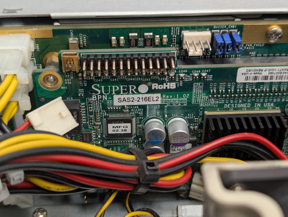 Supermicro CSE-216 2U 24x 2.5 inch Bay JBOD CSE-PTJBOD-CB2  Q-