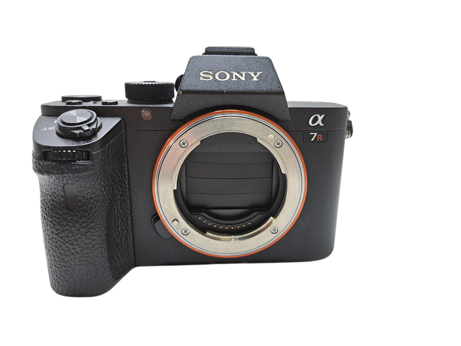 Sony Alpha a7R II 42.4MP Mirrorless UHD Digital Camera Body ILCE-7RM2 *READ )