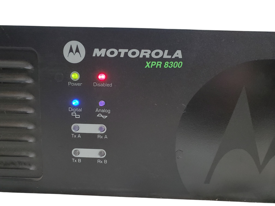 Motorola XPR 8300 AAM27QPR9JA7AN UHF Repeater *READ*