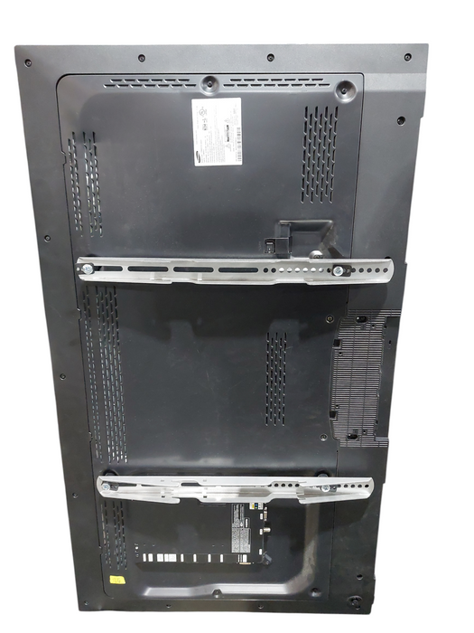 Bundle of 2 - 46" Samsung Colour Display Unit Model: ME46C   =