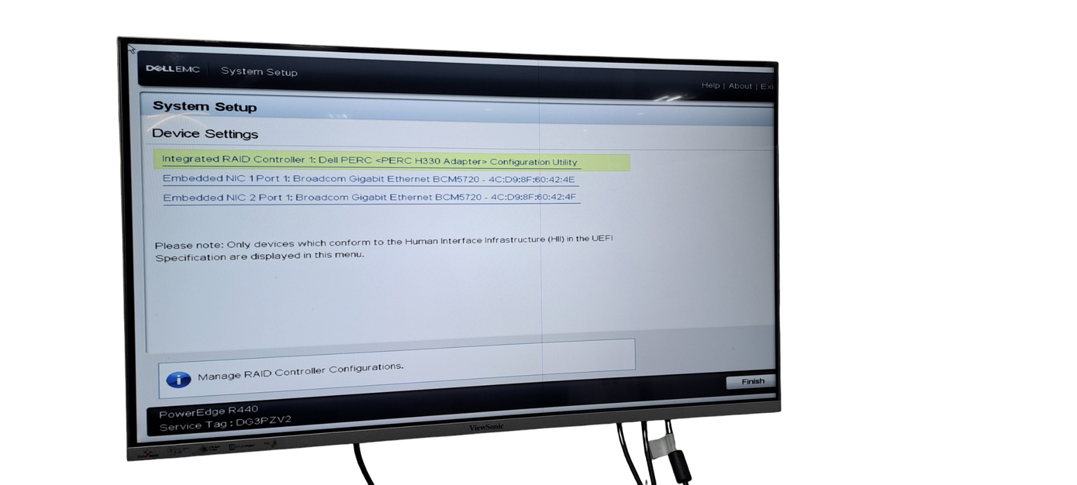 Dell PE R440 1U 8 x2.5" |2x  Xeon Bronze 3104 CPU| 64GB DDR4|H330|2x550W