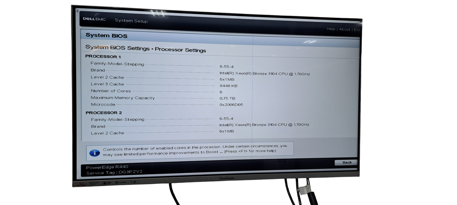 Dell PE R440 1U 8 x2.5" |2x  Xeon Bronze 3104 CPU| 64GB DDR4|H330|2x550W