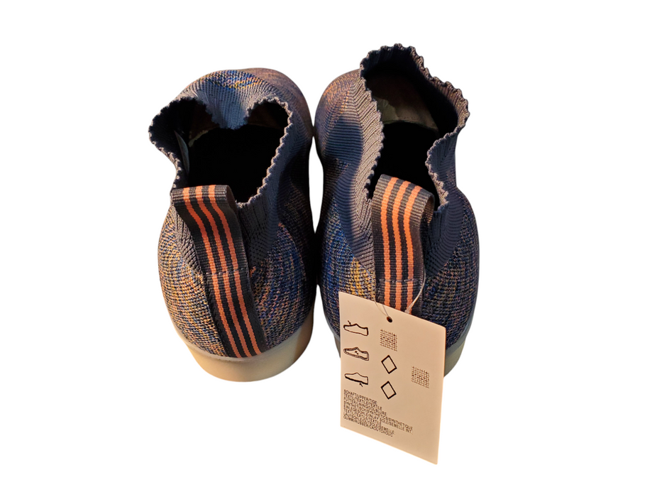 ADIDAS Originals Men’s 3ST.002 PK Prime Knit Active Skateboarding Shoes