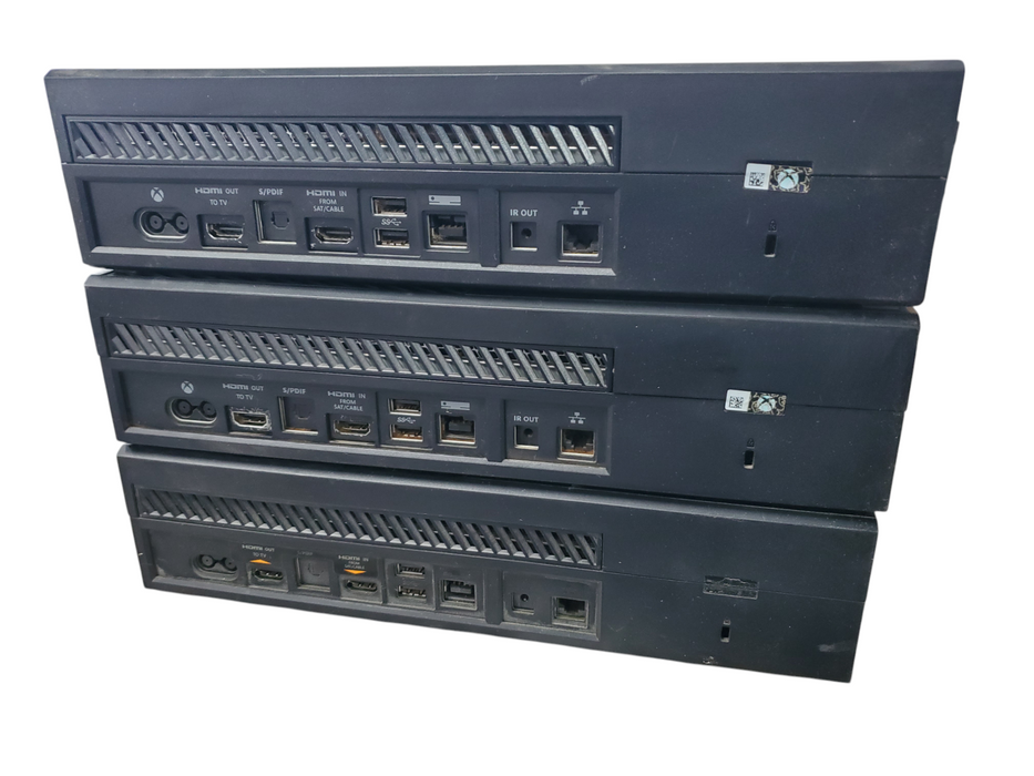 3x Microsoft Xbox One Game Console FOR PASTS