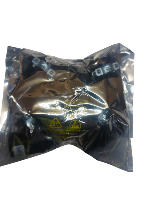 LOT 12x EATON 222-BOX Rubber 3-Wire Grounded Connector – 15A 125V