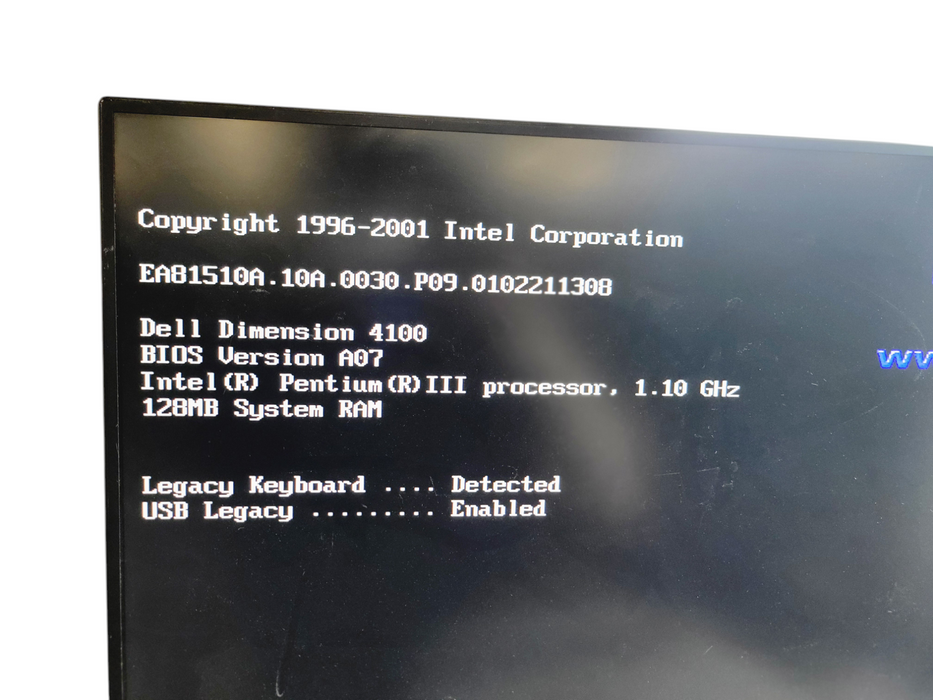 Dell Dimension 4100 - Intel Pentium III @ 1.1GHz 128MB SDRAM NO HDD %