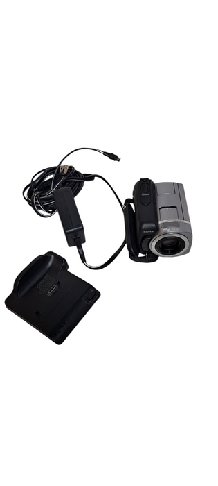Sony Handycam DCR-SR65 40GB HDD Camcorder 25X Zoom W/ Charger & Battery
