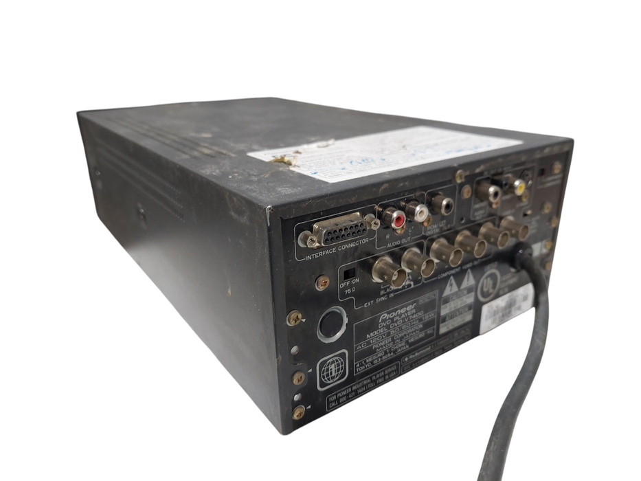 Pioneer DVD Player DVD-V7400 =