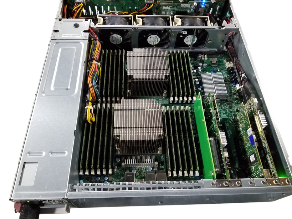 SuperMicro X9DRi-LN4F+ 2x Xeon E5-2520 196GB DDR3 AVAGO SAS 9266-Bi 1x1200W