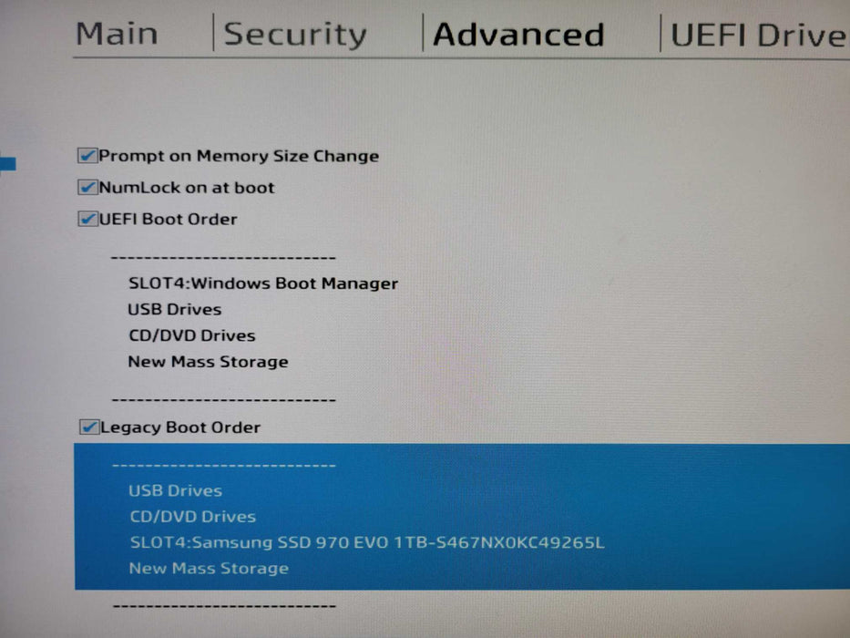 HP Z4 G4 WS Xeon W-2123 3.60GHz 16GB DDR4 1TB M.2 SSD 750W PSU, K2200 GPU _