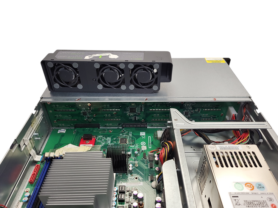 QNAP TS-879U-RP 8-Bay NAS STORAGE NO HDD/PSU/Lid/Caddies READ $