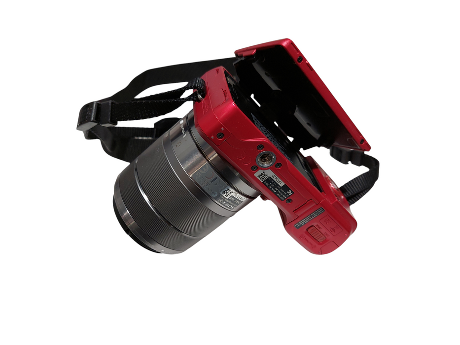 Sony HD 14.2mpCamera Model: NEX-3 with Interchangeable Lens 3.5-5.6/18-55mm =