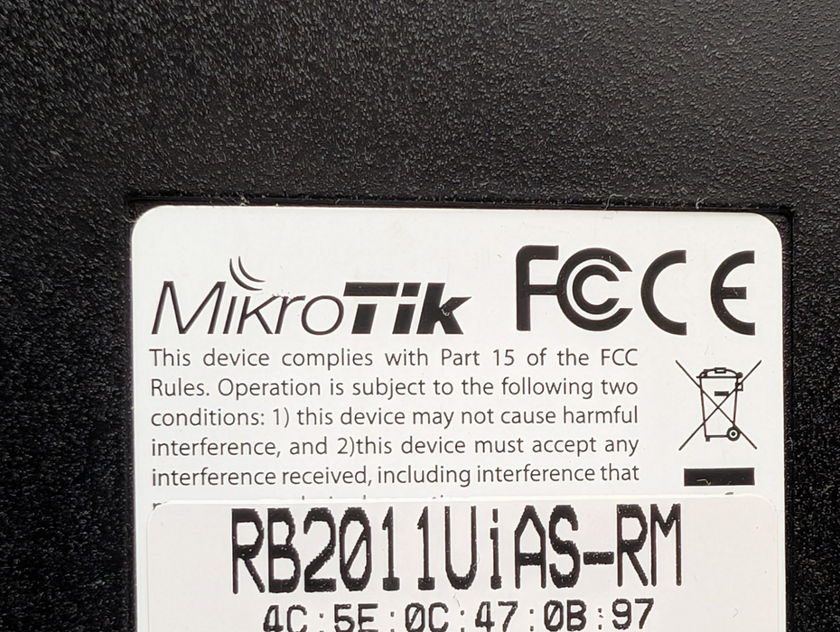 MikroTik routerboard RB2011UiAS-RM  -