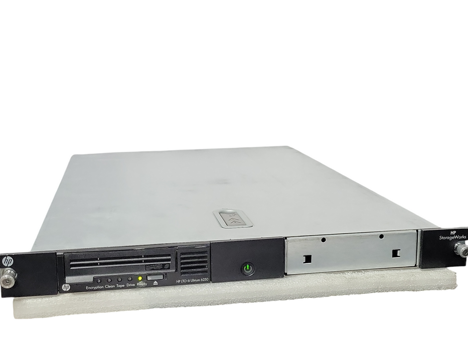 HP Storage works 2-Bay Tape drive w/ 1x LTO-6 Ultrium 6250 Tape drive, READ _