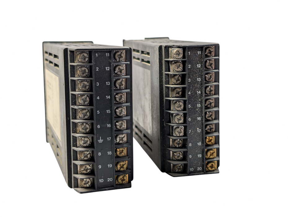 Lot of 2x Eurotherm 808 Themperature Controller Please READ  -