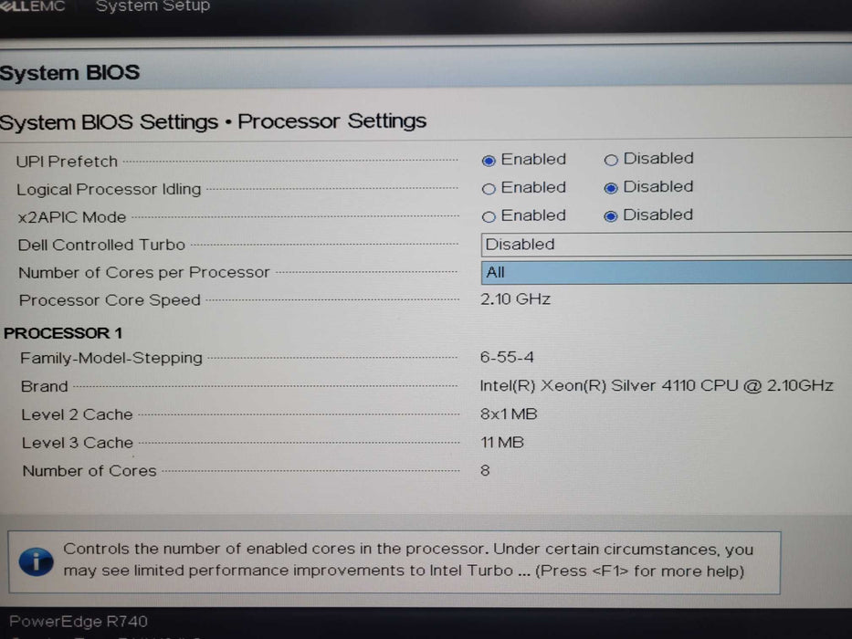 Dell PE R740, 1x Xeon silver 4110, 32GB, 4x 800GB SAS SSD + 4x 2TB SAS, SEE _