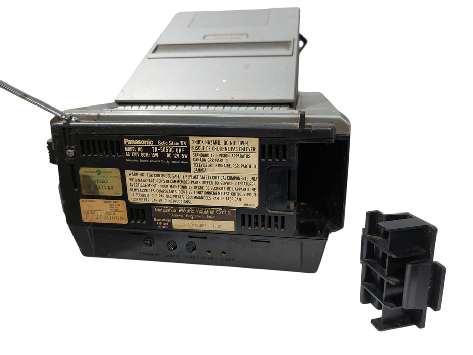 Vinatge Panasonic Solid State T.V. Model: TR-5050C ( Parts )  =