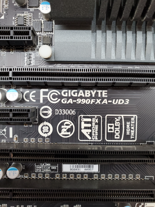 Gigabyte GA-990FXA-UD3 AM3 DDR3 ATX Motherboard | *READ*