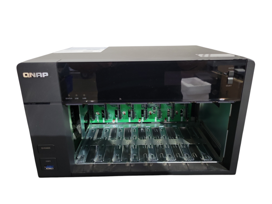 QNAP TS-853 Pro 8 BAY NO HDD/CADDIES READ !