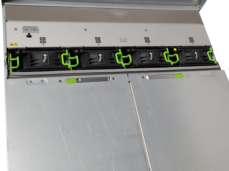 Cisco UCSC-C3X60-BASE S3260 Storage Server 4x PSU, 1x M5SRB, 1x UCSC-C3260- _