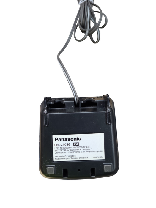 Panasonic KX-TGD220C Phone Base W/ 2 KX-TGDA20C Handsets & PNLC1056 Charger