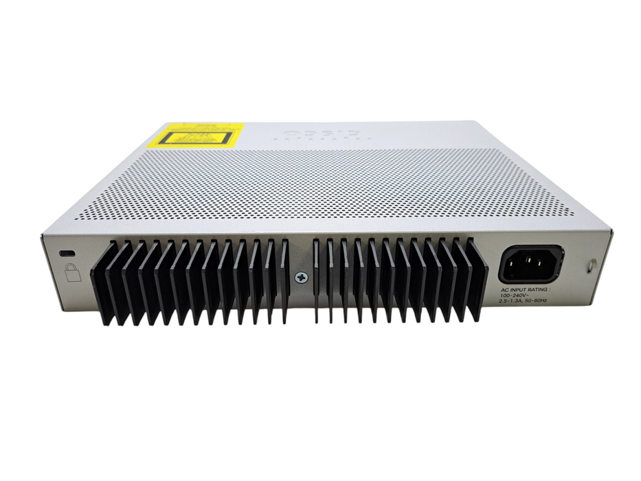 Cisco WS-C2960L-8PS-LL | 8-Port Gigabit PoE+ 2x SFP Silent Managed Switch )