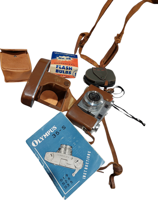 Vintage 1950's Olympus 35-S & Weston Model:737 Master 3  PigSkin Case  =