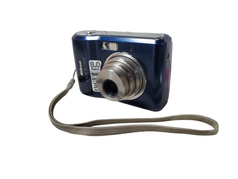Nikon COOLPIX L18 8.0MP Digital Camera - Blue