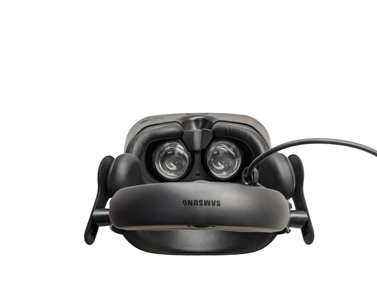 Samsung HMD Odyssey Windows Mixed Reality Headset & 2 Controllers ...