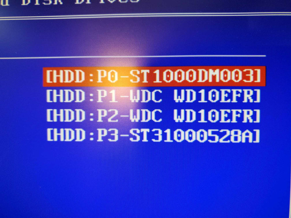 Dell Alienware Aurora R1 Gaming - Intel i7-930, 24GB, 4x 1TB HDD FX580