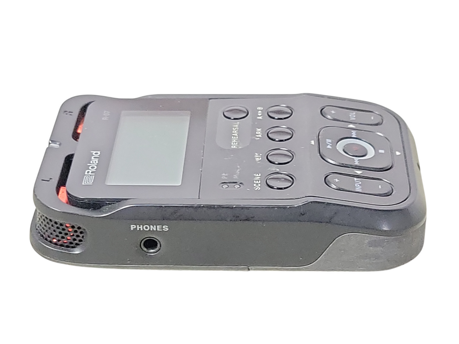Roland R-07 High Resolution Digital Audio Recorder, No Sd Card, READ _