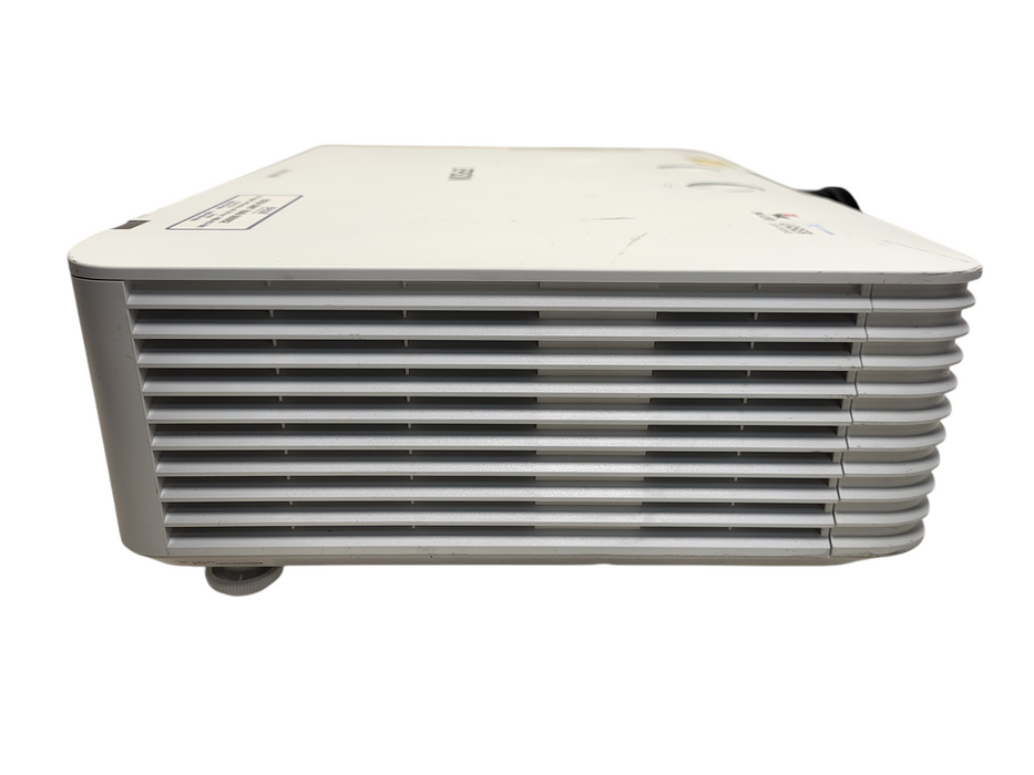 Epson PowerLite L610U Laser Projector No remote READ $