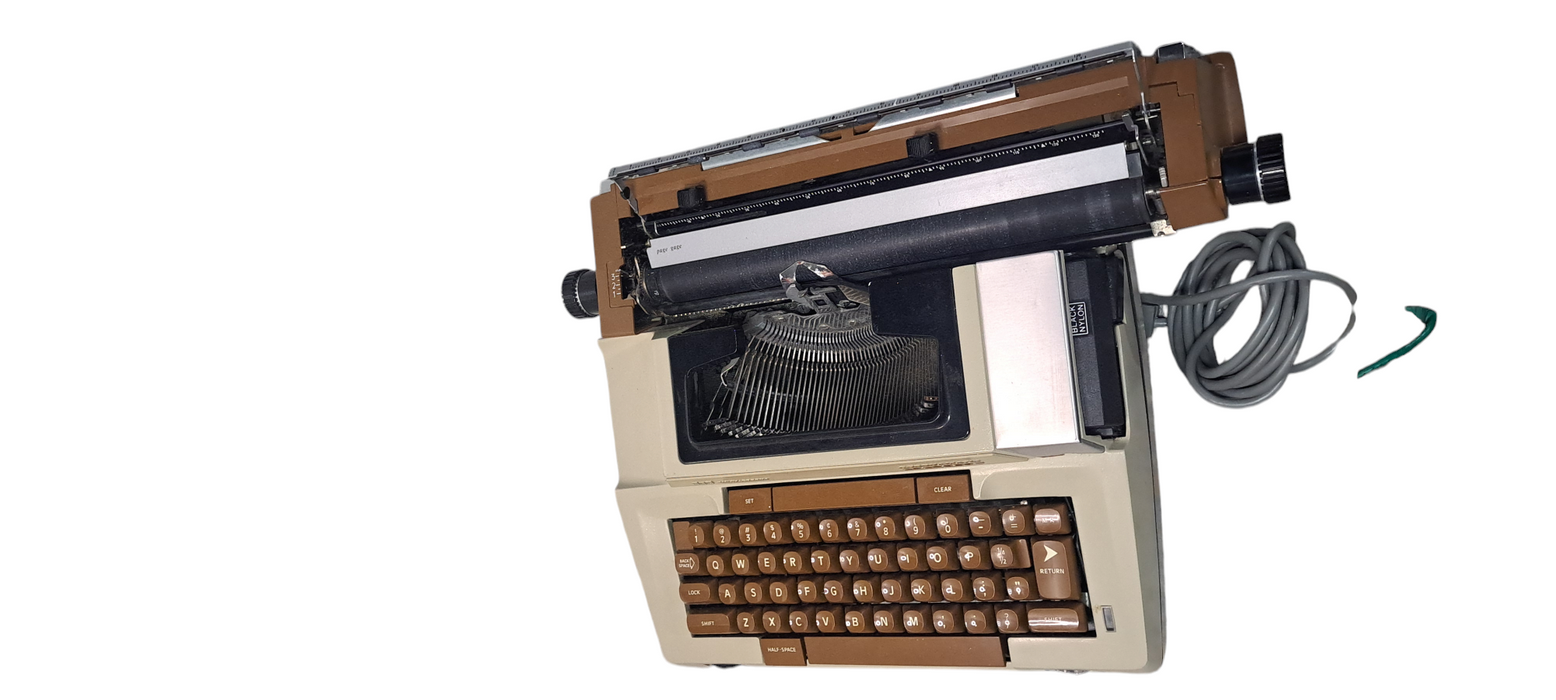 Vintage 1970s Smith Corona Coronamatic 2200 Electric Typewriter W/Case