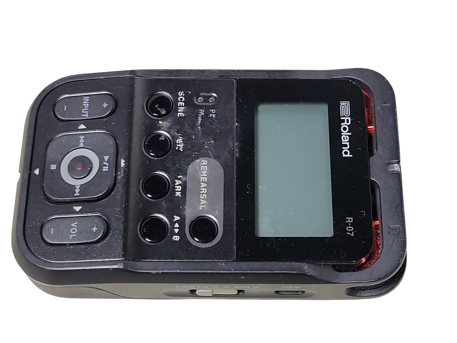 Roland R-07 High Resolution Digital Audio Recorder, No Sd Card, READ _