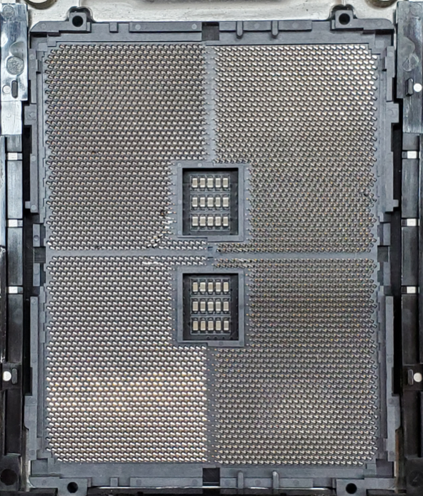 Gigabyte X399 Aorus Xtreme Motherboard, Socket TR4 *READ*