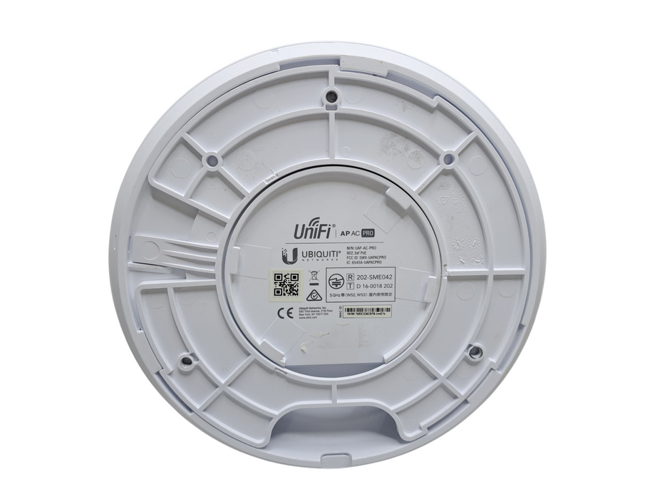 Ubiquiti Networks UAP-AC-PRO 1300Mbps Wireless Access Point w/ Bracket Q)