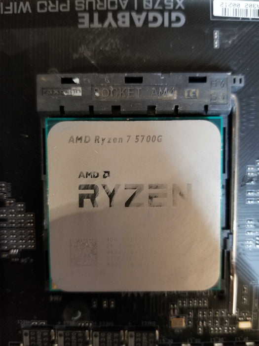 Gigabyte X570 I AORUS PRO WIFI MotherBoard w/ AMD Ryzen 7 5700G *READ*