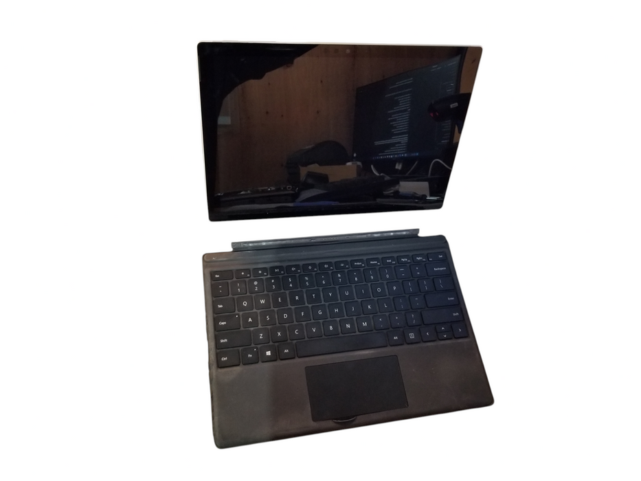 Microsoft Surface Pro 6 1796 | i5-8350U | 8GB RAM | 256GB SSD W/ Keyboard