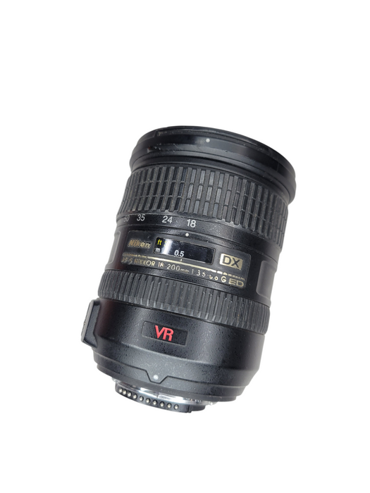 Nikon AF-S DX NIKKOR 18-200mm f/3.5-5.6G VR %