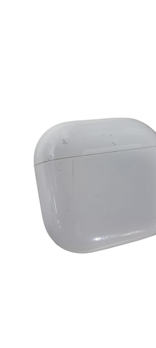 Apple AirPods 4th Gen Charging Case A3050 Q