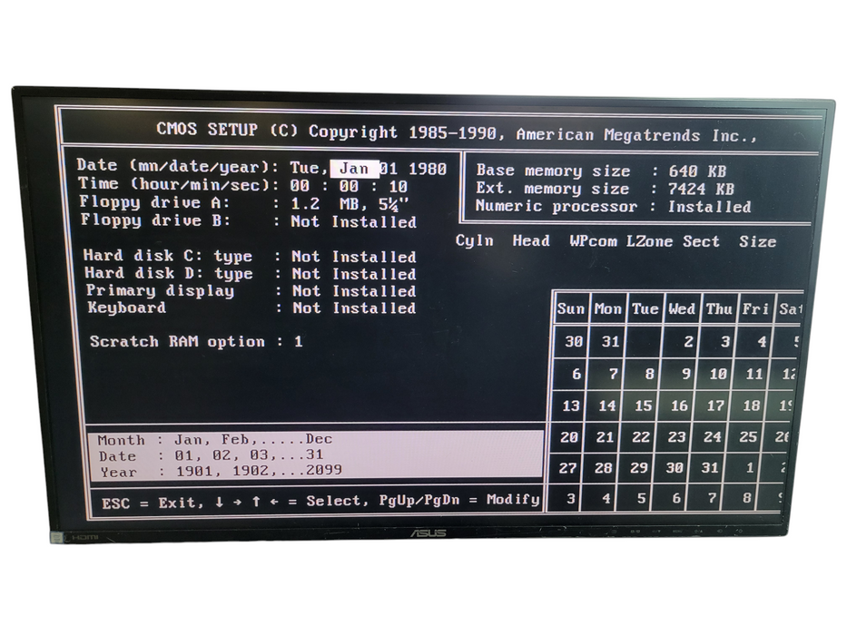 Vintage Desktop - Intel 486 8MB RAM NO HDD  %